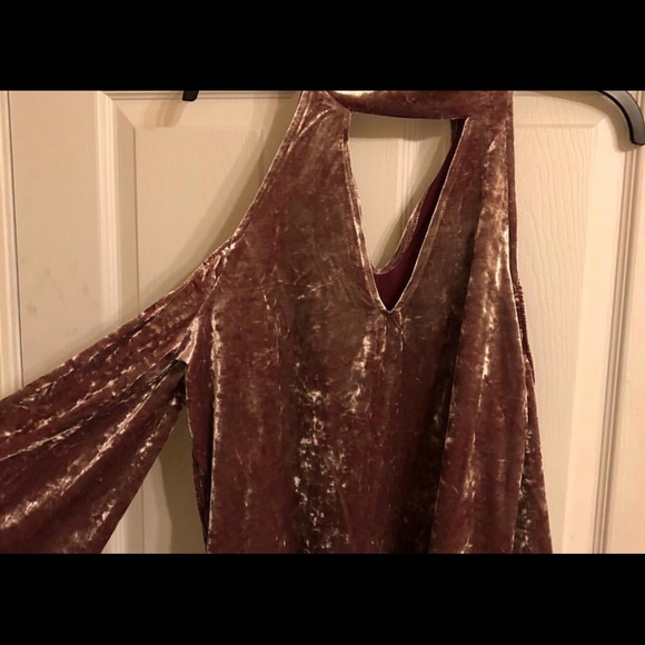 Top - Picture 2 of 2